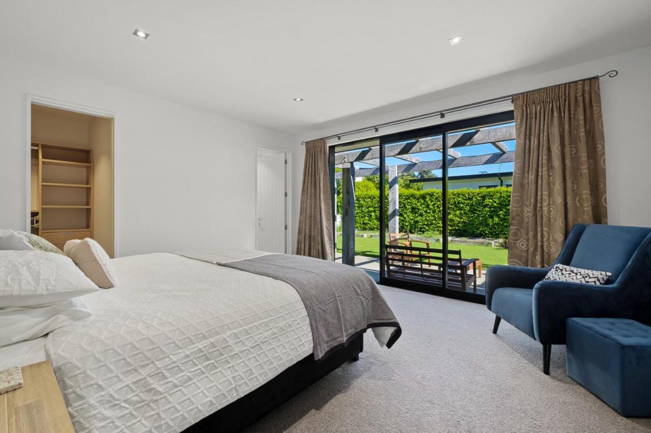 Roys Bay Lodge - Wanaka Holiday Home المظهر الخارجي الصورة